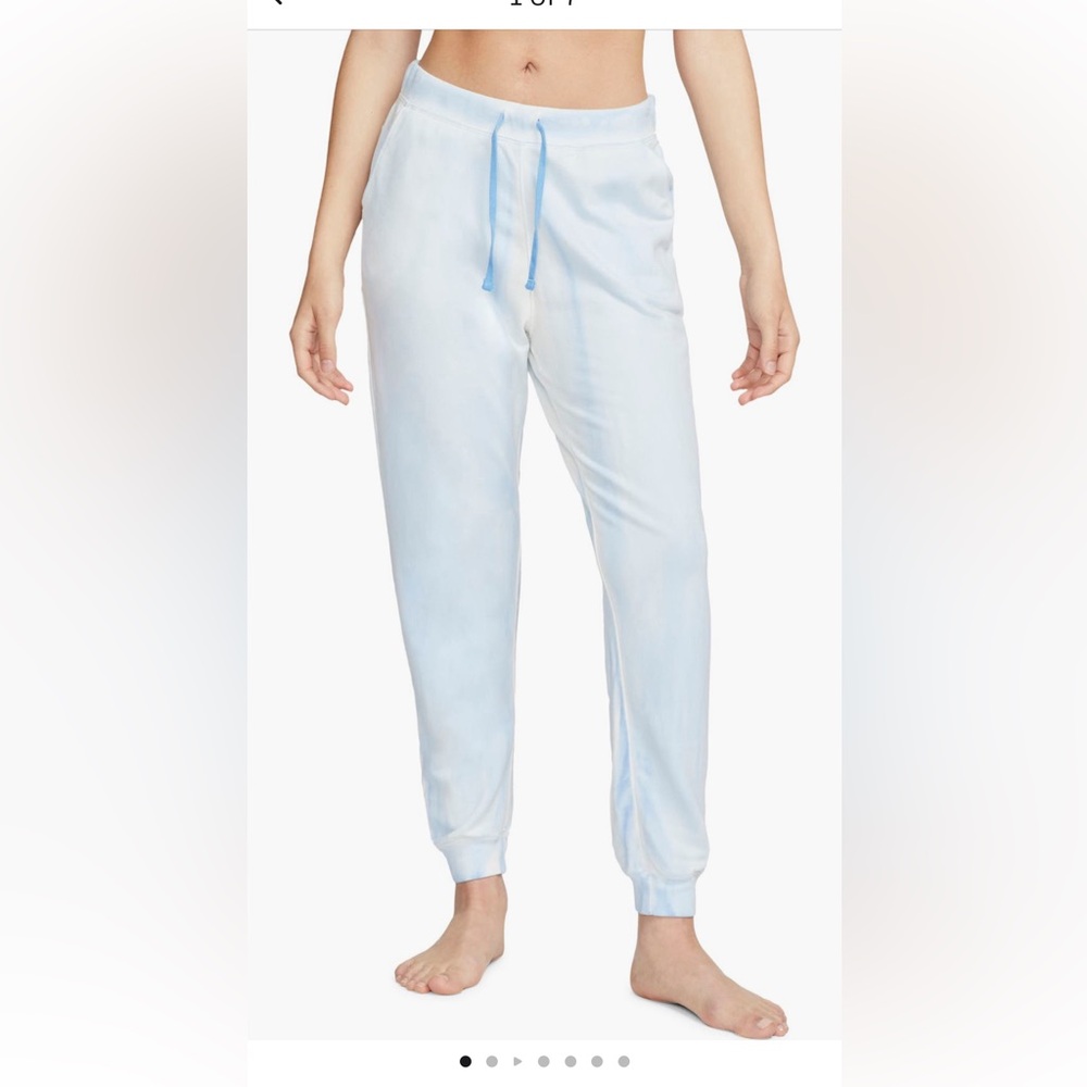 Nike Yoga Luxe Fleece 7/8 Joggers Blue Tie-Dye Size M. Brand New With Tags!
